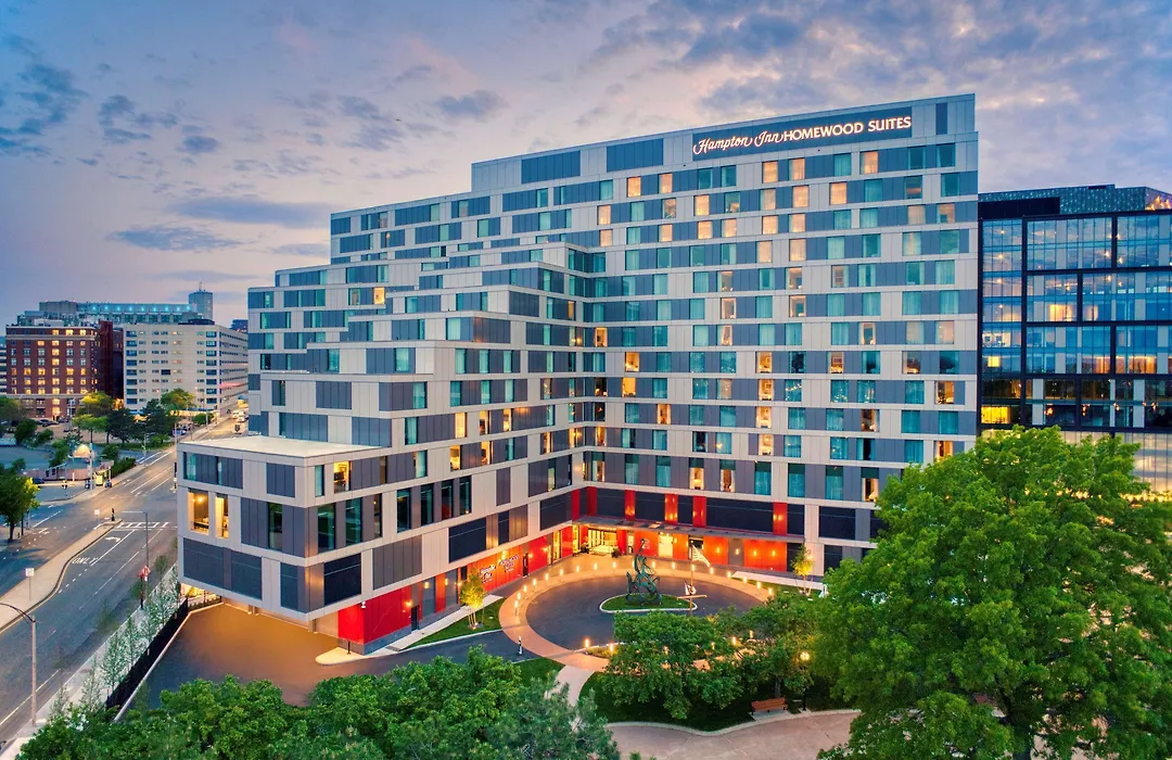 Hampton By Hilton At The Boston Seaport District-1