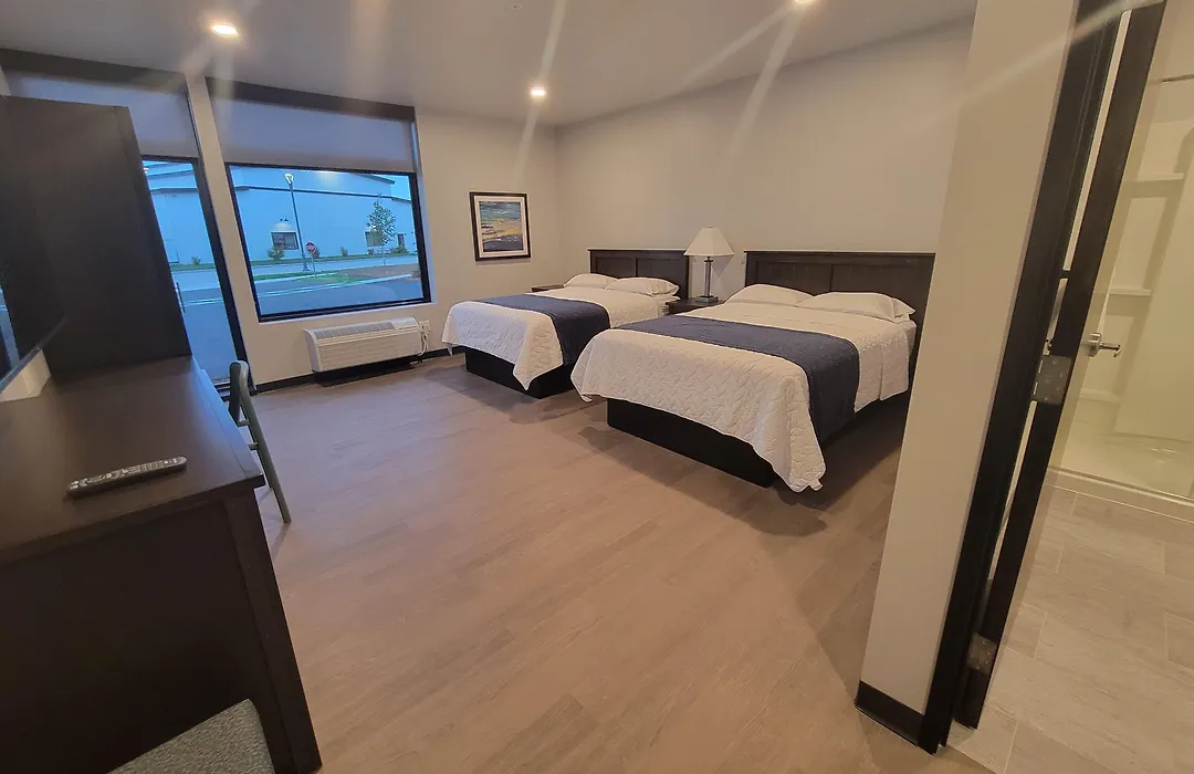 Watershed Hotel-1
