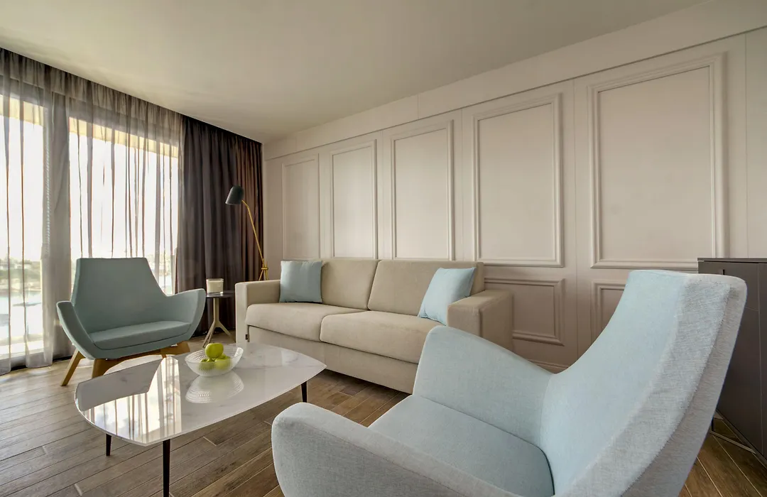 Land'S End, Boutique Hotel-1