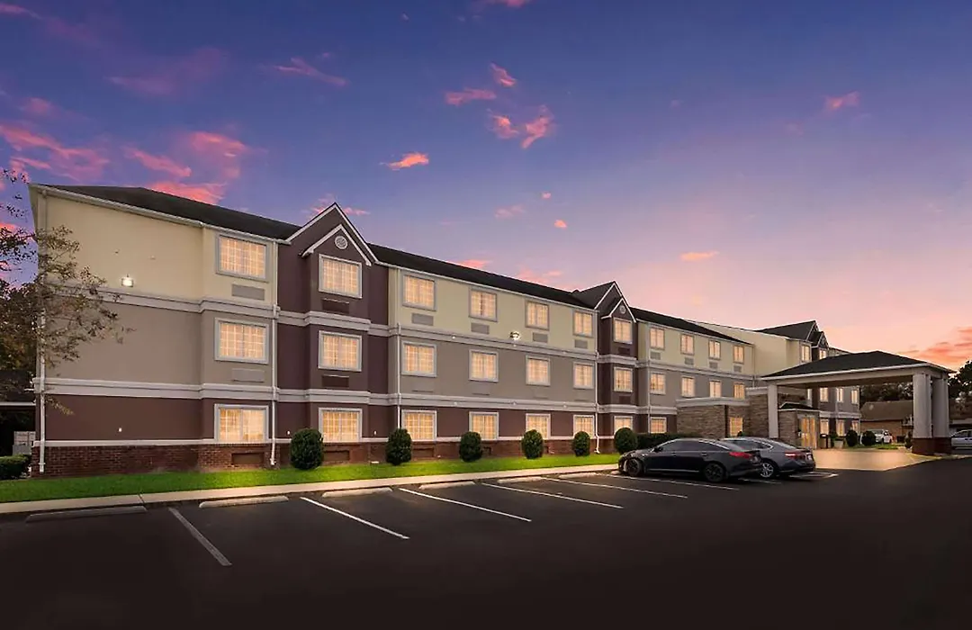 Baymont By Wyndham Elizabeth City-1