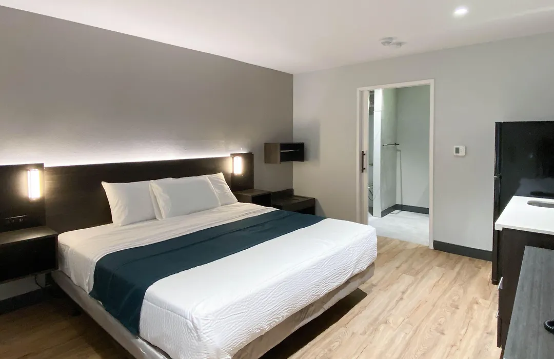 Studio 6 Suites Stockton, Ca Waterfront-1