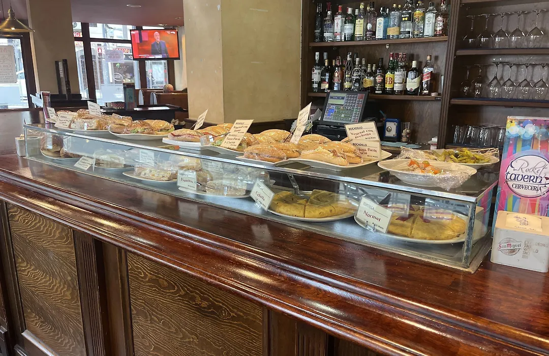 Bilbao Rooms & Kitchen Zorroza-1