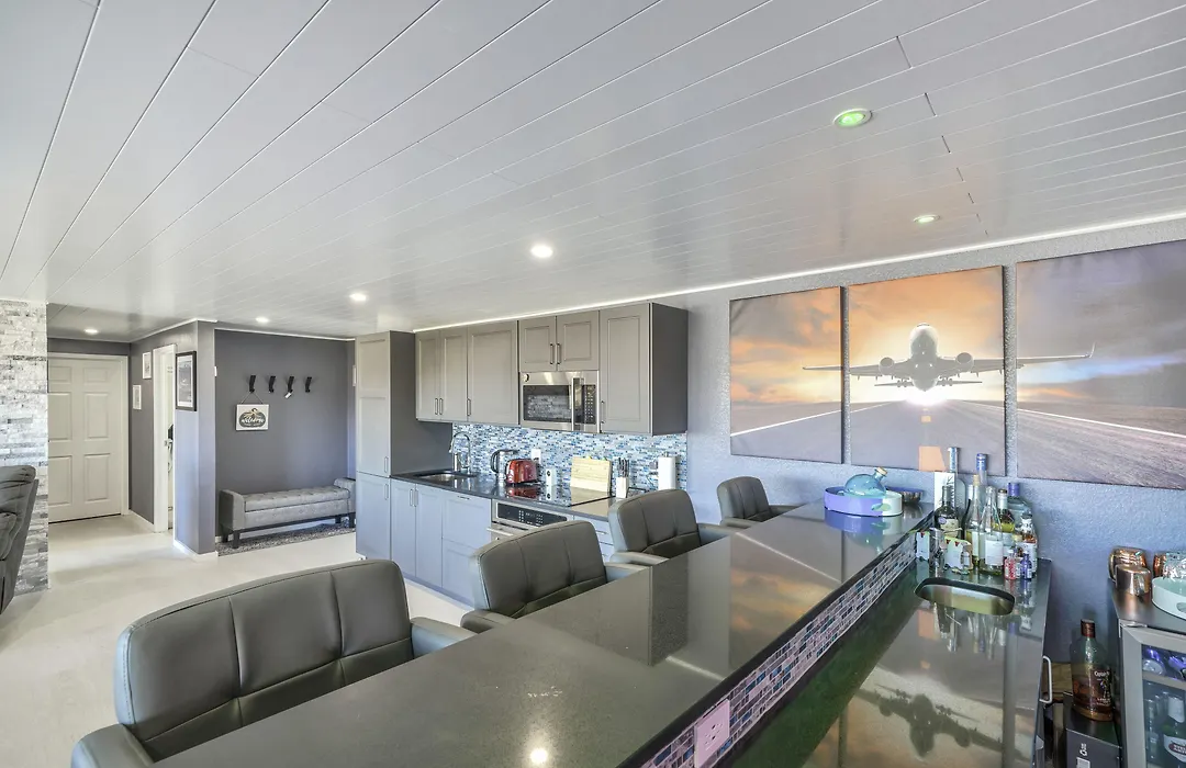 Satellite Hotel-1