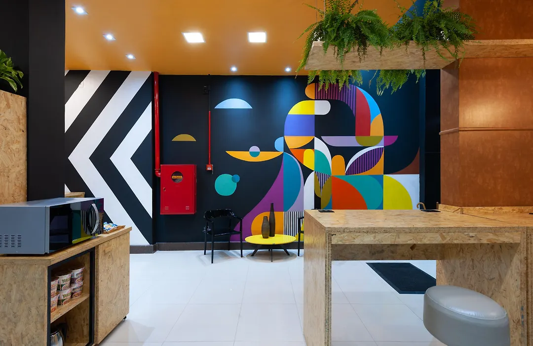 Mural Living Hotel Manaus-1