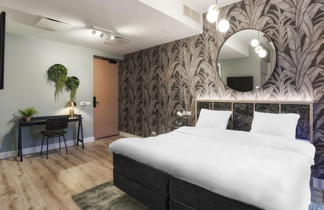 Hotel Botanique Breda-1