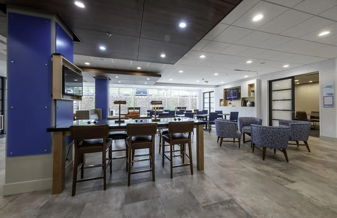 Holiday Inn Express & Suites - Staunton By Ihg-1