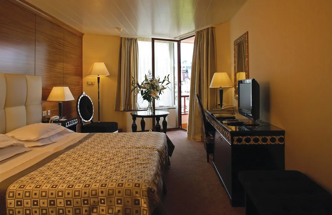 Grand Hotel Eden-1
