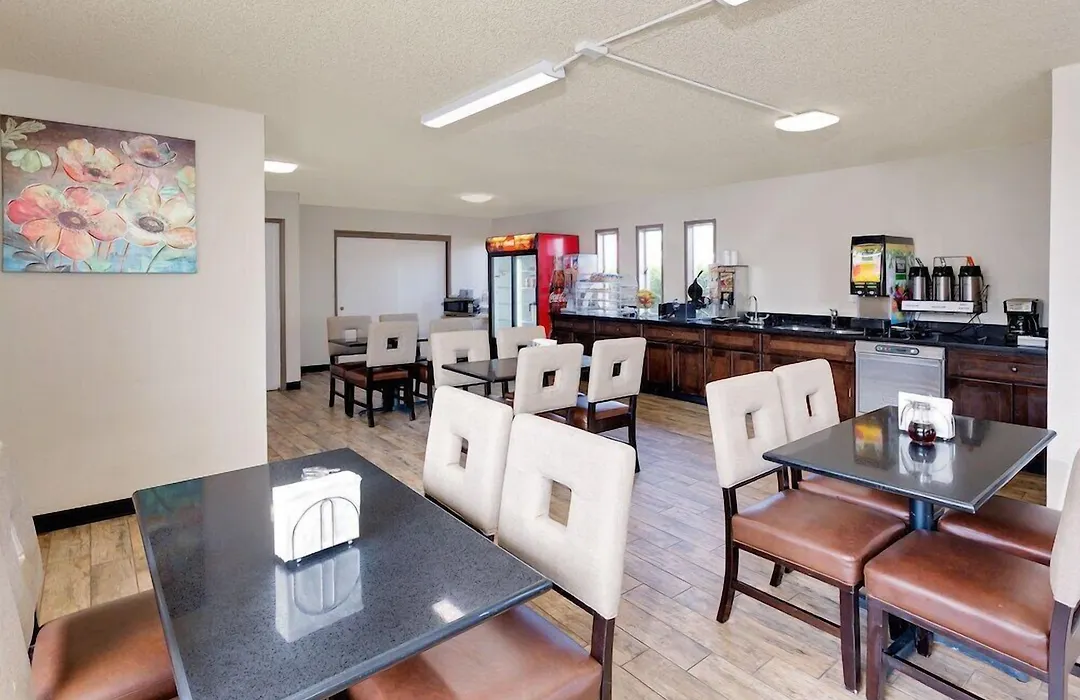 Travelodge By Wyndham Aberdeen-1