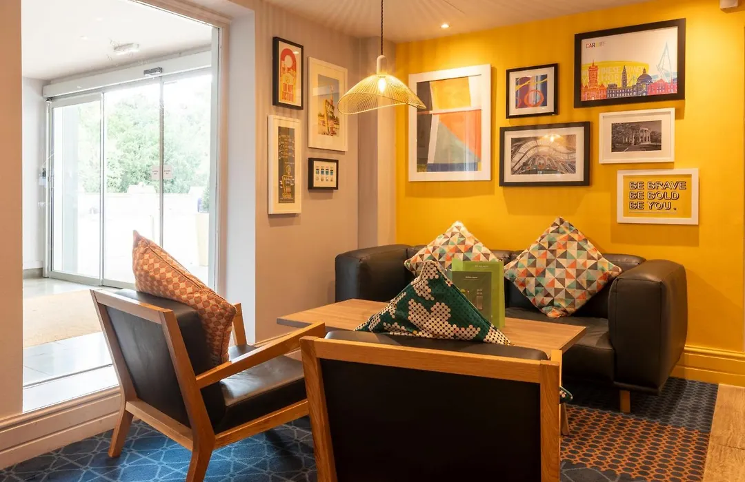Holiday Inn Cardiff City Centre By Ihg-1