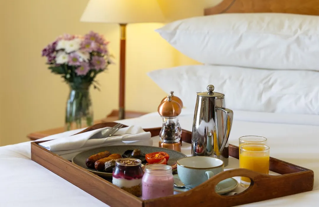 Galway Bay Hotel Conference & Leisure Centre-1