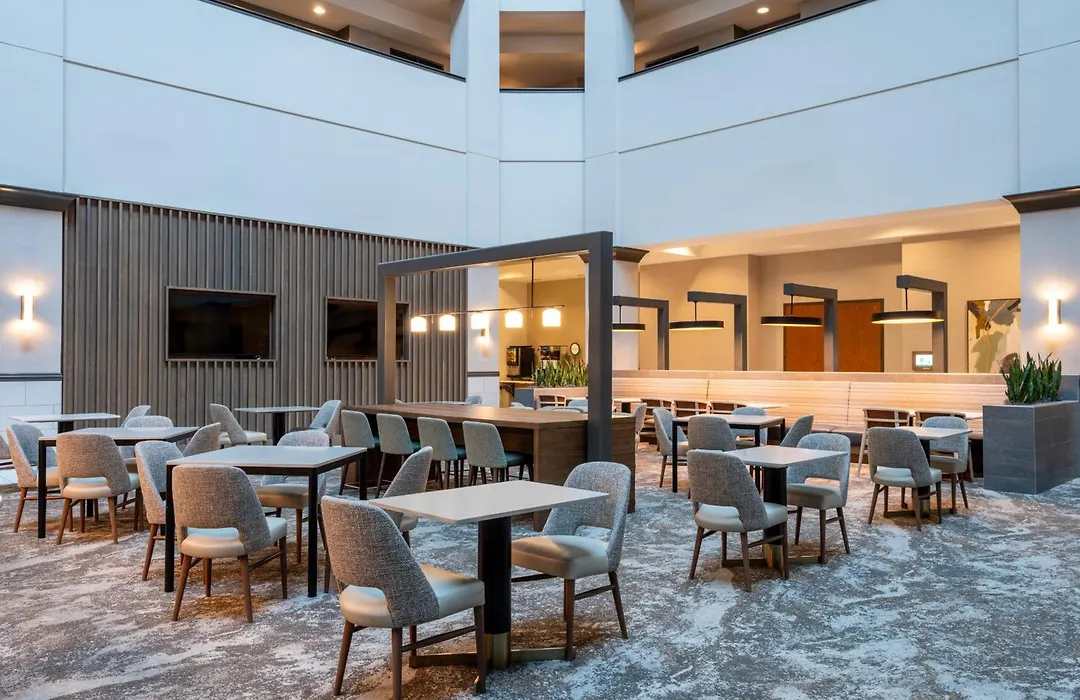 Embassy Suites By Hilton At Hot Springs Convention Center-1