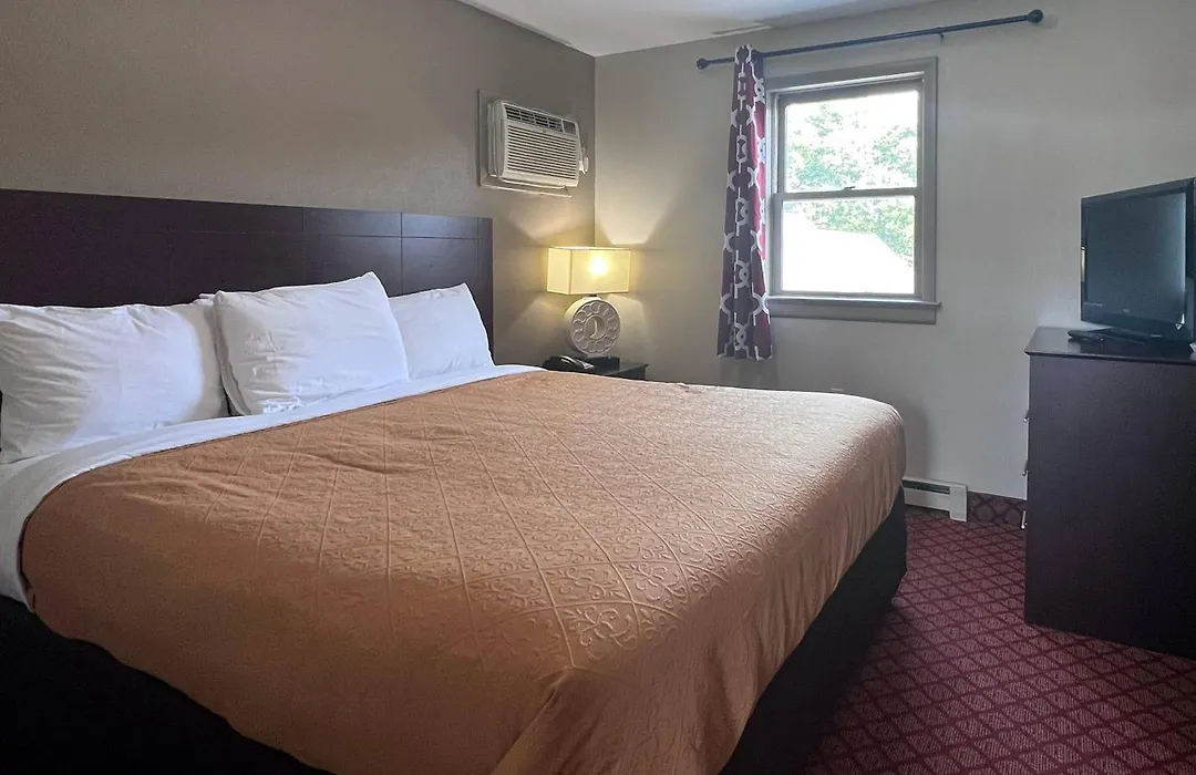 Rodeway Inn & Suites Hershey Chocolate Avenue-1