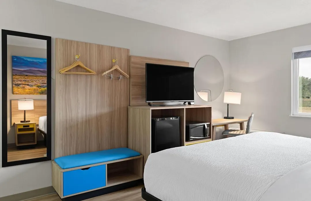 Days Inn By Wyndham Las Vegas-1