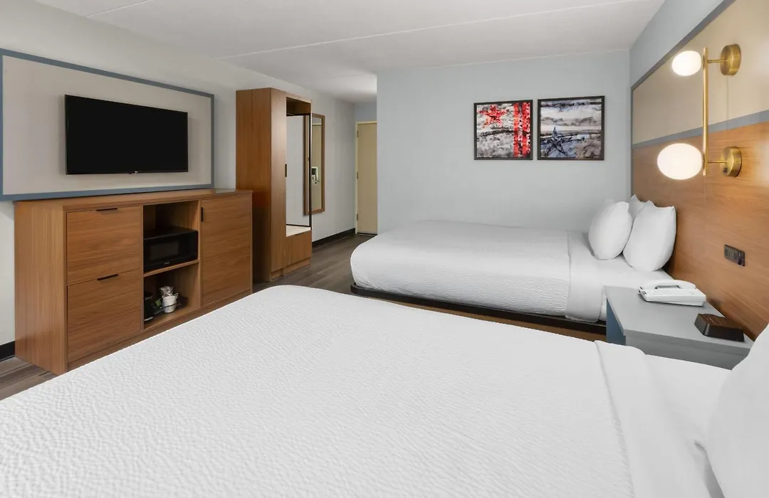 Americinn By Wyndham Douglas/Saugatuck-1
