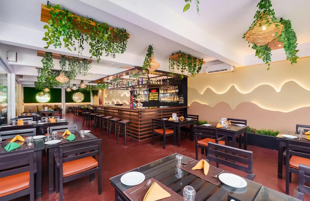 Beach Corridor Hotel & Spa With Free Airport Shuttle-1