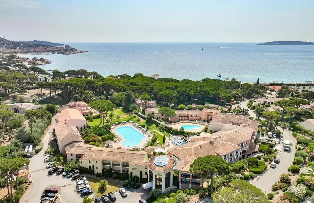 Hôtel Les Jardins De Sainte-Maxime-1