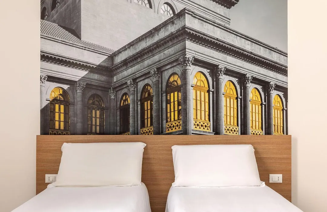 B&B Hotel Palermo Quattro Canti-1