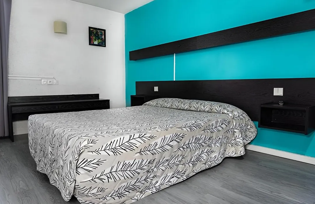 Hotel les Tourrades-1