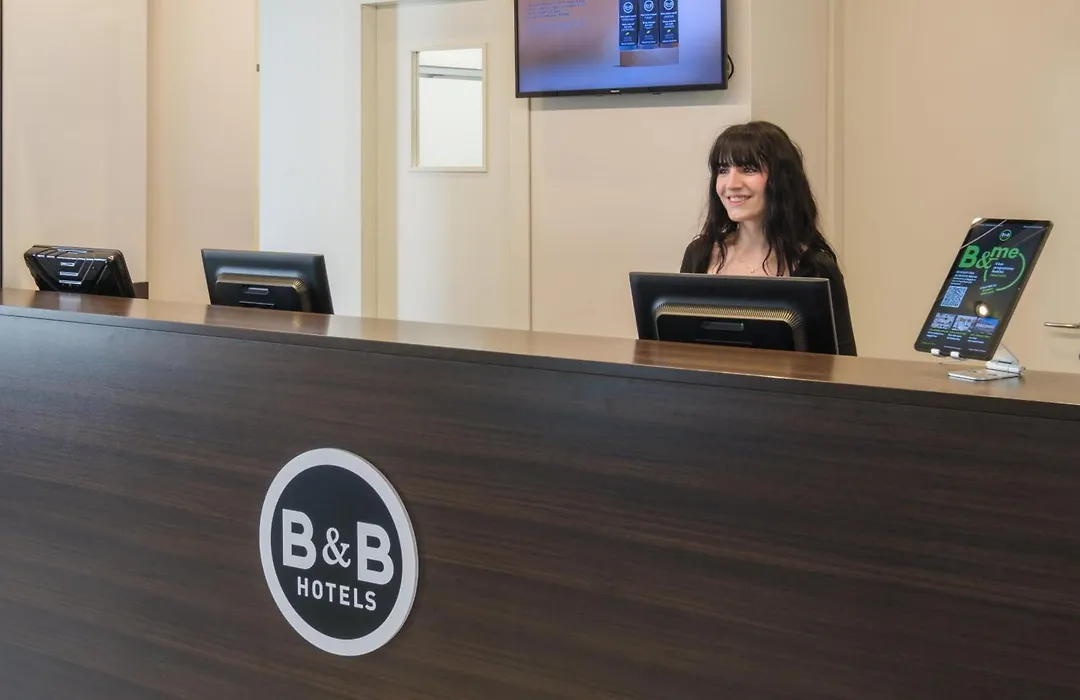 B&B Hotel Faenza-1
