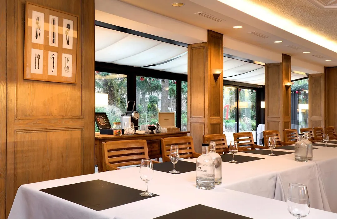 Cazaudehore, maison forestière de charme, restaurant gastronomique, terrasse ombragée et jardin-1