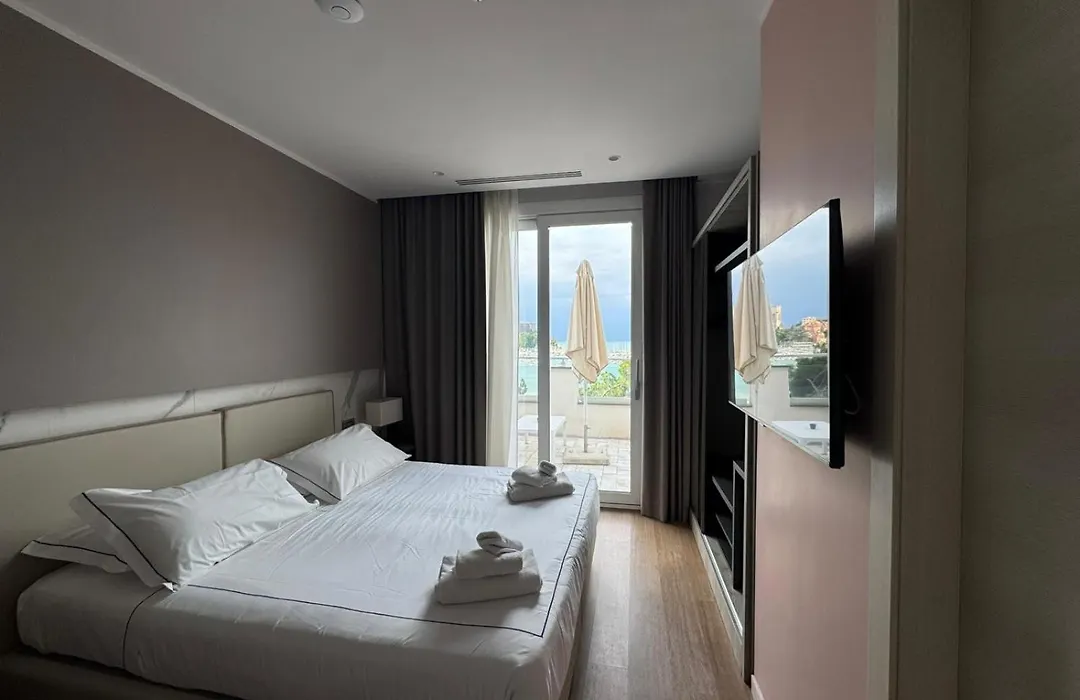 Hotel Byron-1