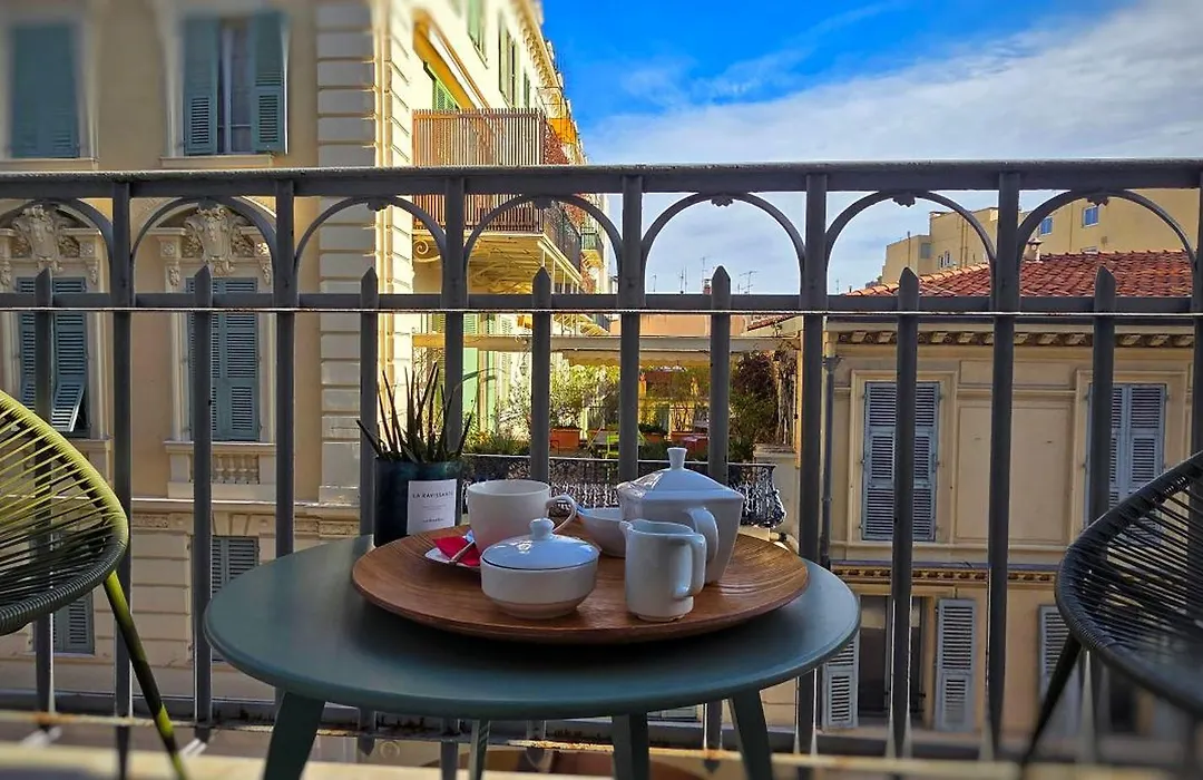 Le Petit Trianon et le Charme des Suites-1