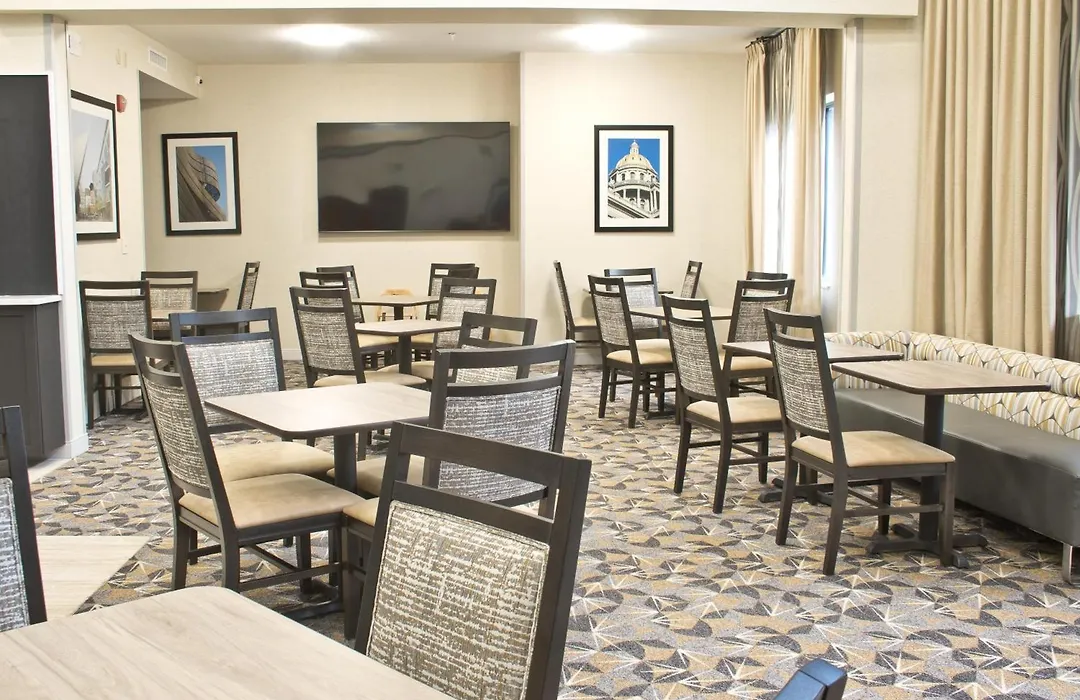 Hampton Inn & Suites Denver-Speer Boulevard-1