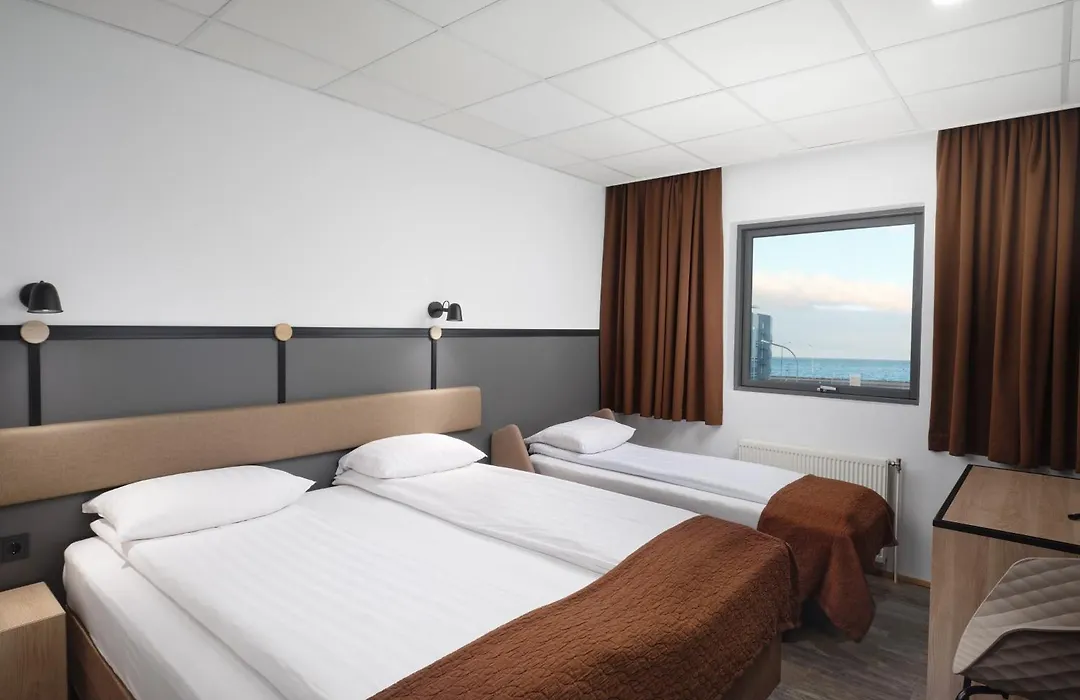 Hotel Cabin-1