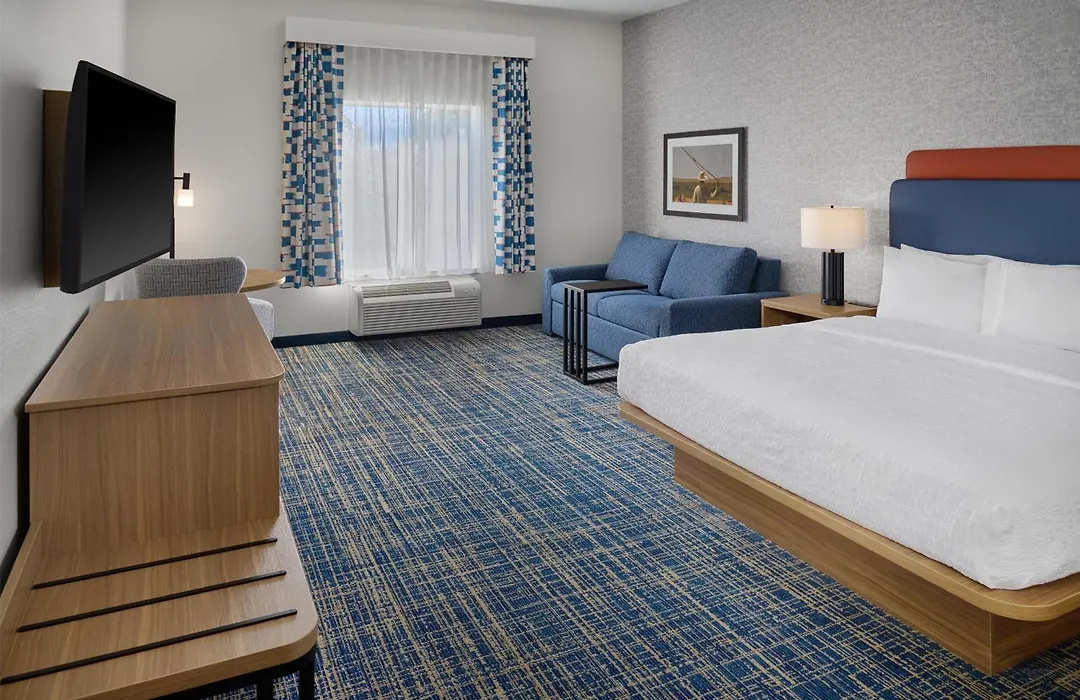 Hampton Inn Vernon-1