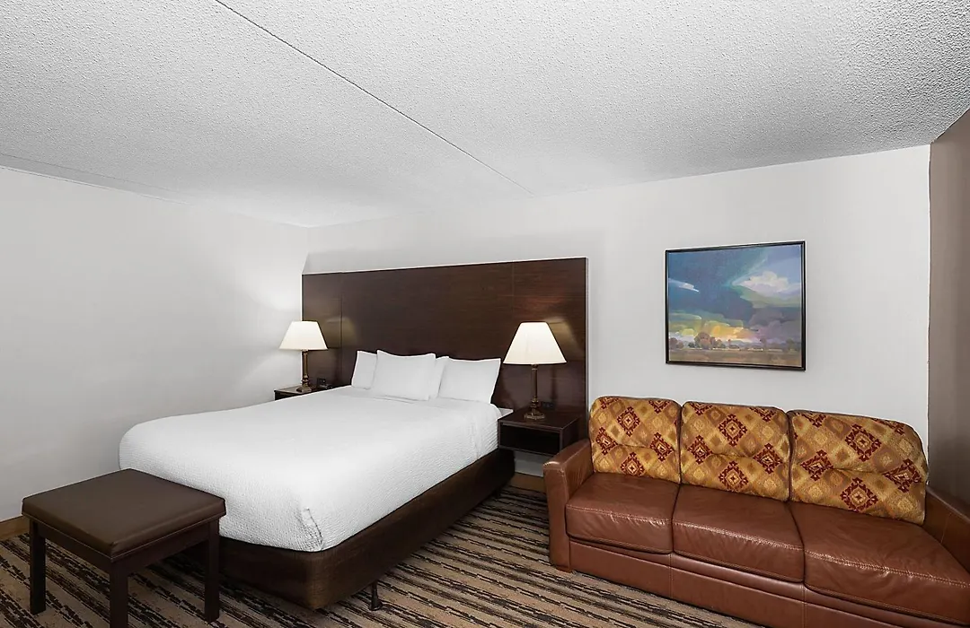 Endeavor Inn & Suites, Trademark Collection By Wyndham-1