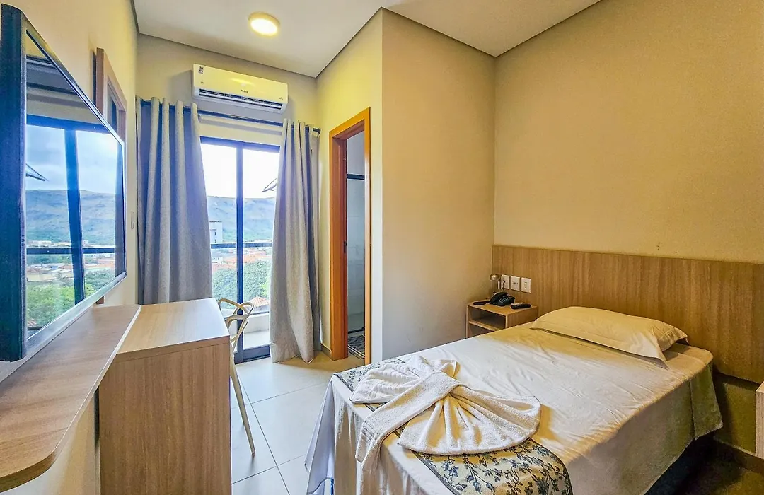 Hotel Verdes Mares-1