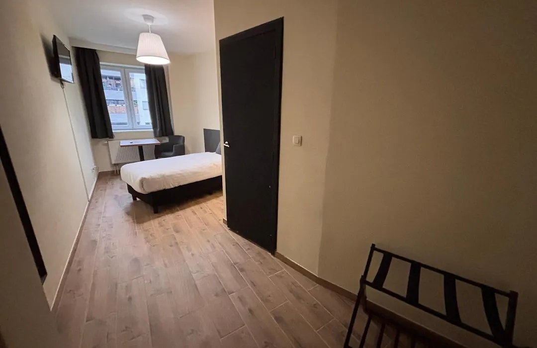 Hotel Aviation-1