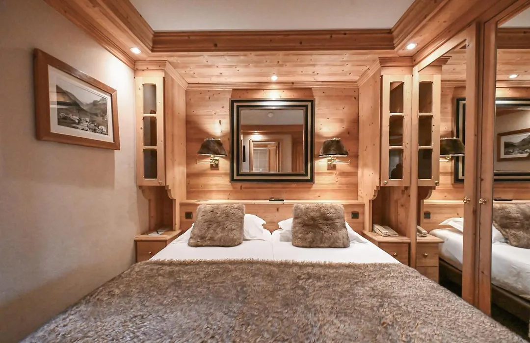 Hotel Tsanteleina-1