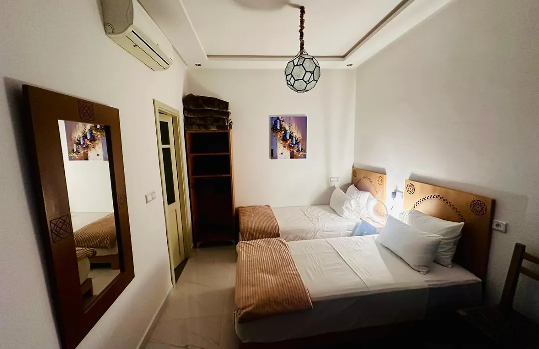 Riad Hotel Cecil-1