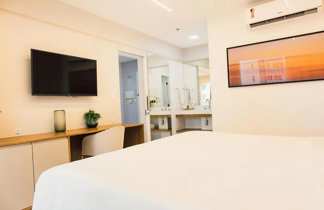 Ramada Hotel & Suites Campos Pelinca-1