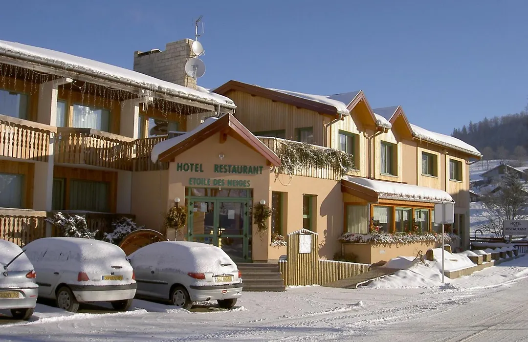 Etoile des Neiges Hôtel et Piscine-1