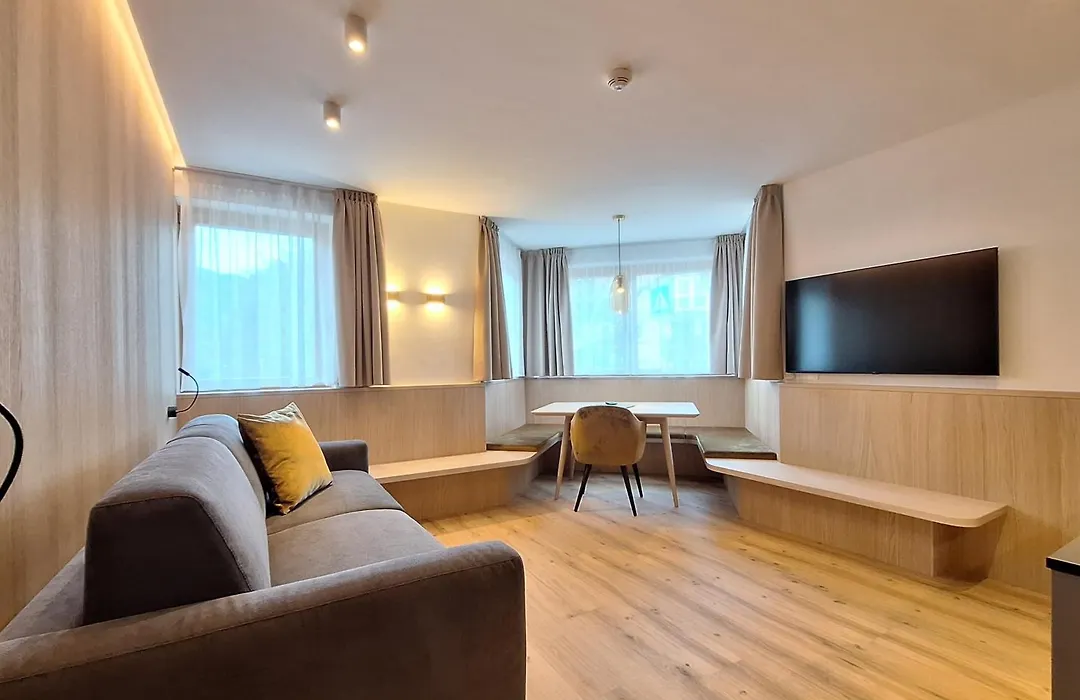 Hotel Kranebitt B&B-1