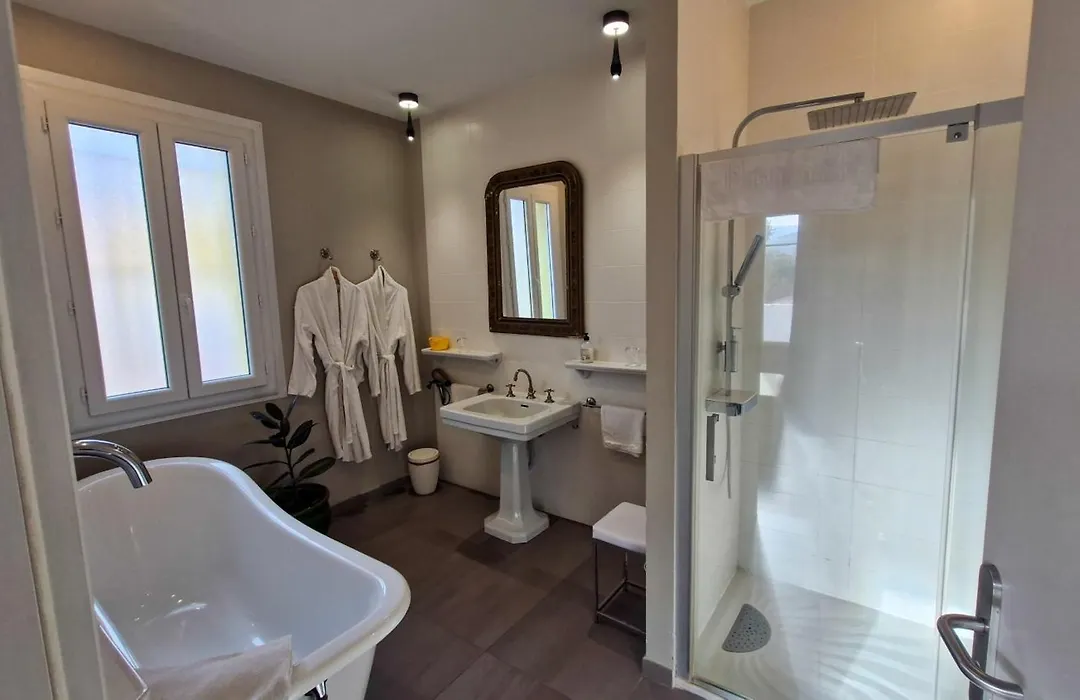 Le Clos Saint André-1