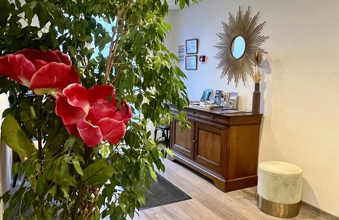 Good Hôtel Marseille Aubagne - La Valentine-1