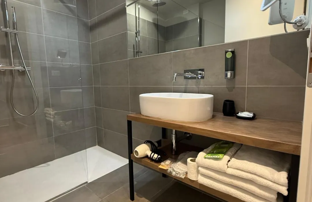 Malvezzi24 Boutique Rooms-1