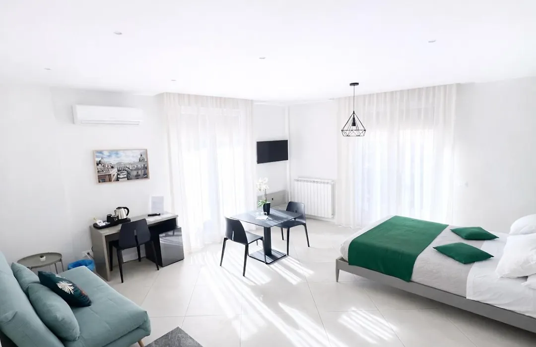 Maqueda Suites-1