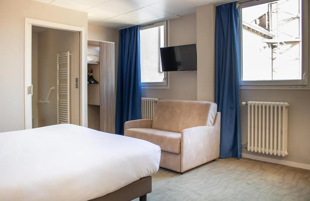 Brit Hotel Mâcon Centre Gare-1