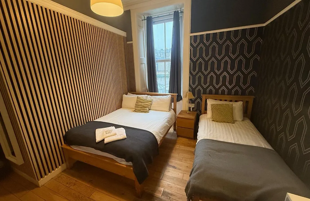 Balmore Guest House-1