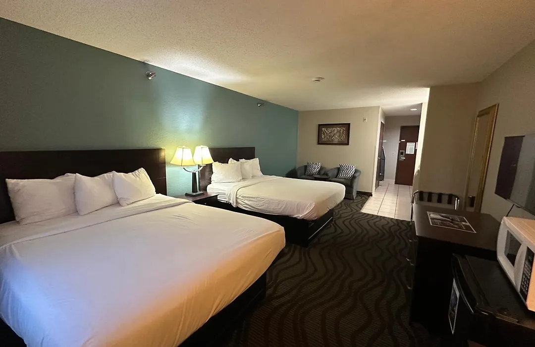 Baymont Inn & Suites By Wyndham Lincoln Ne-1