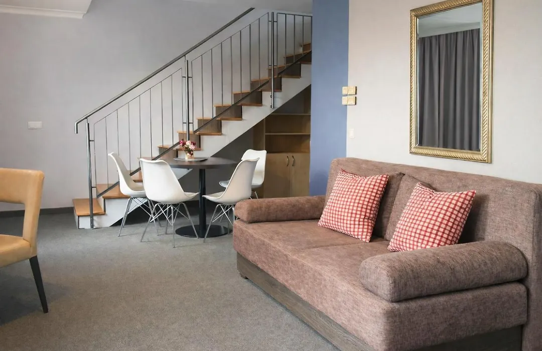 24Hours Apartment Hotel-1