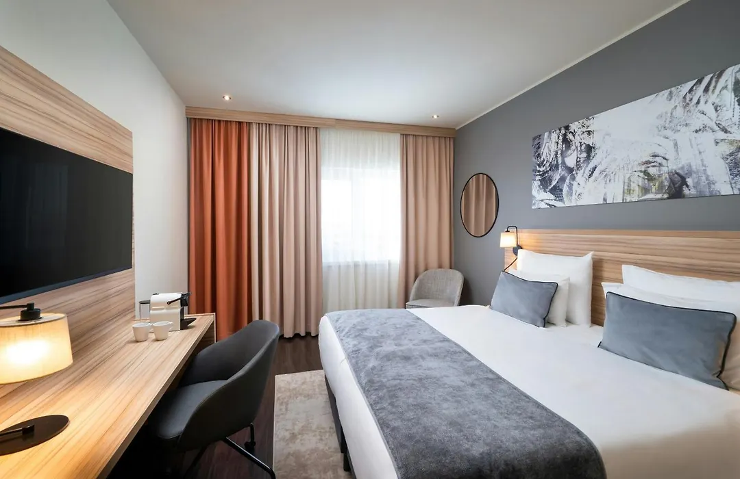 Leonardo Hotel Vienna Hauptbahnhof-1