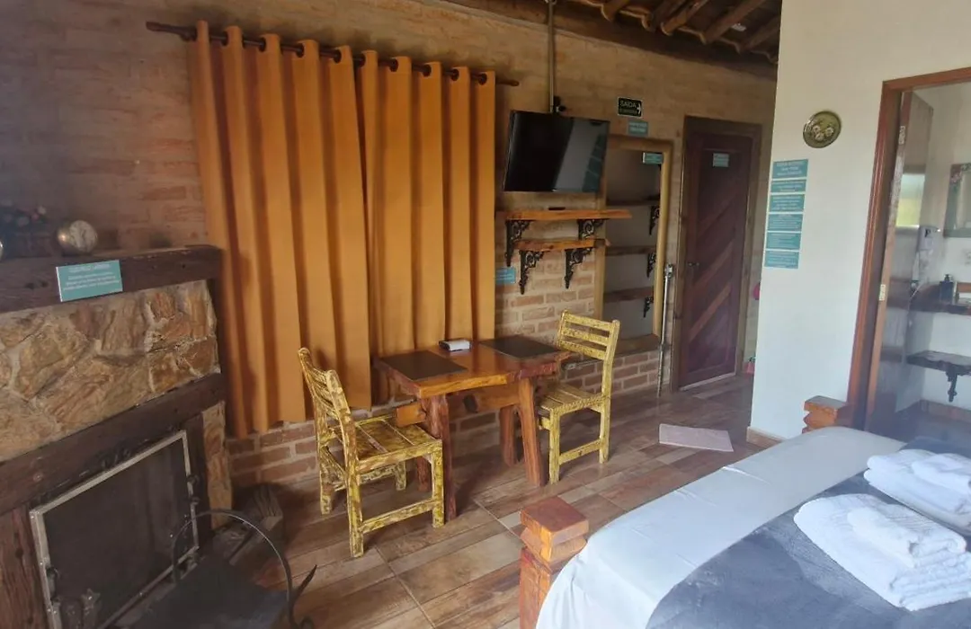 Pousada Chales Rancho Caipira-1