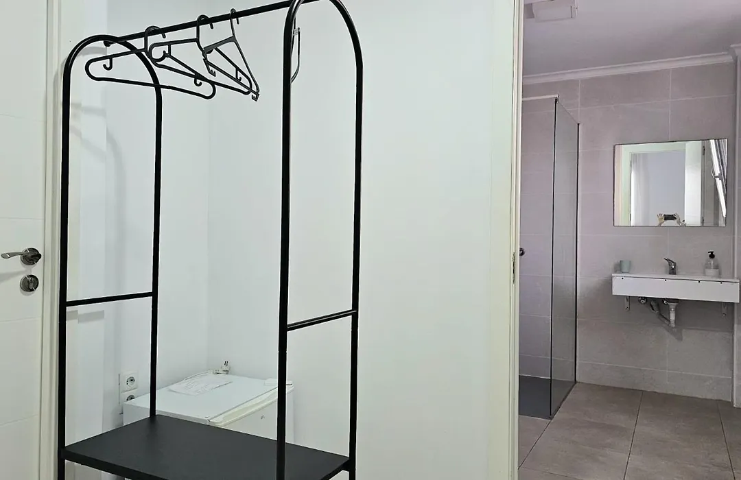 GOLDEN TOWER pensión Auto Check-in-1