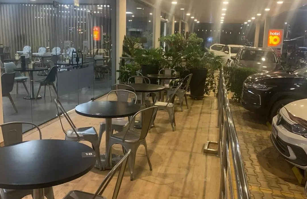 Hotel 10 Balsas-1