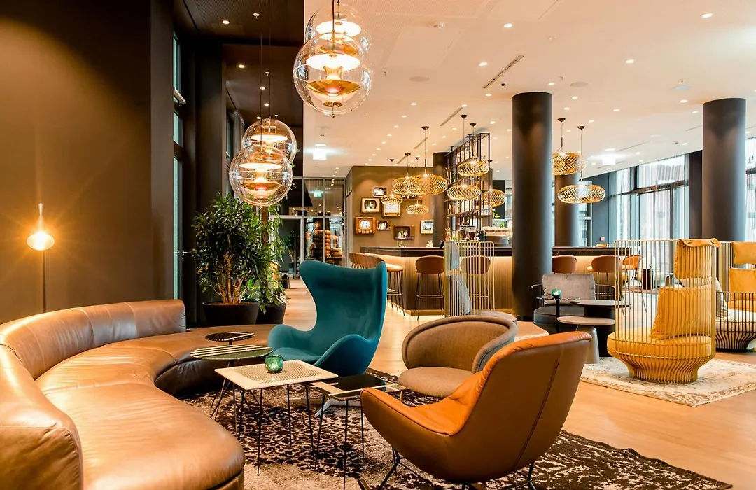 Motel One Köln-Messe-1